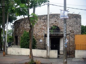 c 41 salto abandoned burned out church