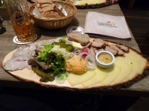 hausbrau 15