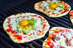 pizza 23 grilled 9 con egg