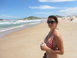 Warm_beach_cold_beer