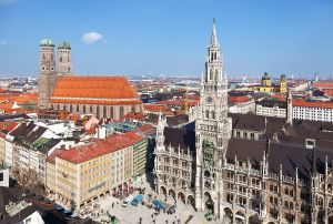 welt 10m rathaus frauenkirche