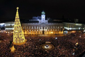 new-year-uva-3-la-puerta-del-sol-town-hall-madrid